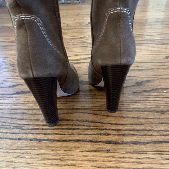 Mia Genuine  Suede Western Style Boots - Picture 5 of 6